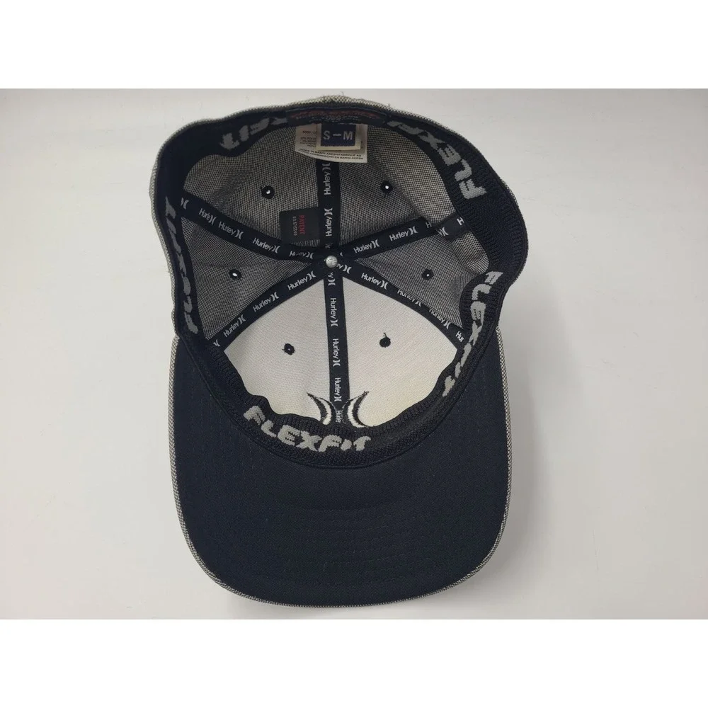 Hurley Flex Fitted (Seems M-L) Hat Cap Surf Skate Skateboard Logo Men Gray Black